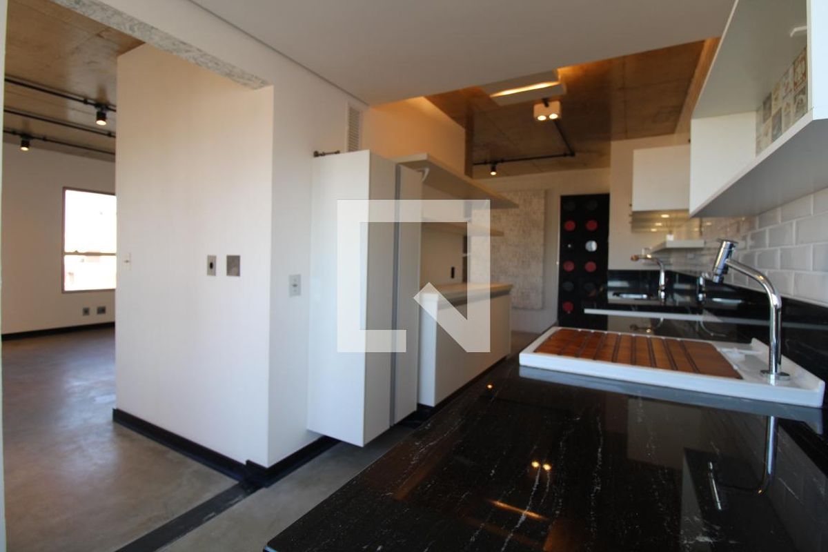 Apartamento à Venda - Cambuí, 1 Quarto,  70 m2 em , Campinas - sp | SoloBR