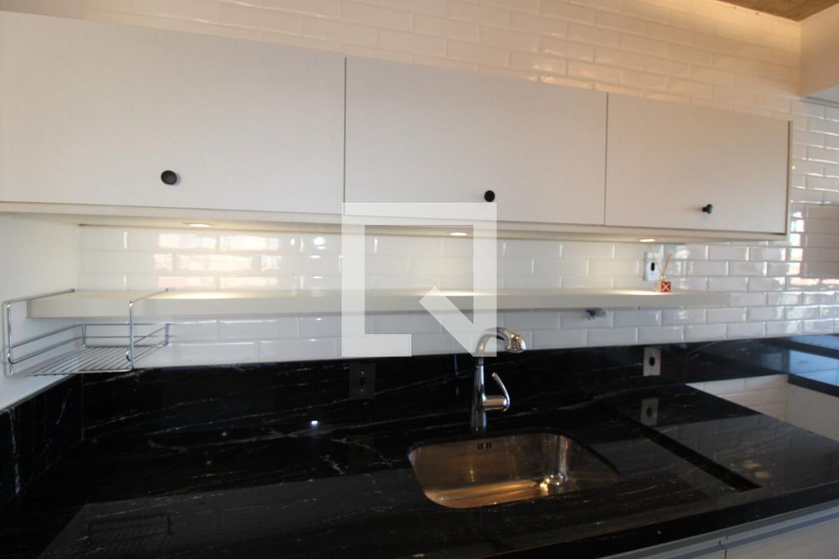 Apartamento à Venda - Cambuí, 1 Quarto,  70 m2 em , Campinas - sp | SoloBR