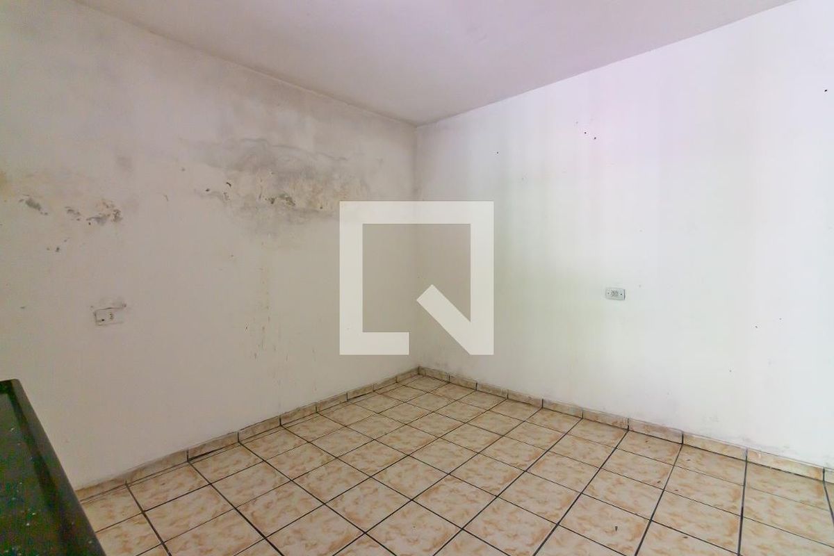 Casa, 1 quarto, 240 m² - Foto 13