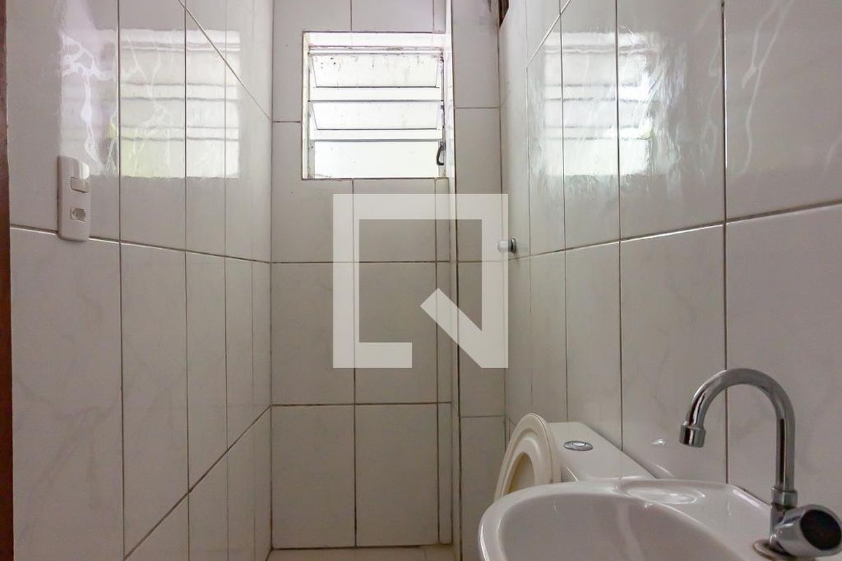 Casa, 1 quarto, 240 m² - Foto 6