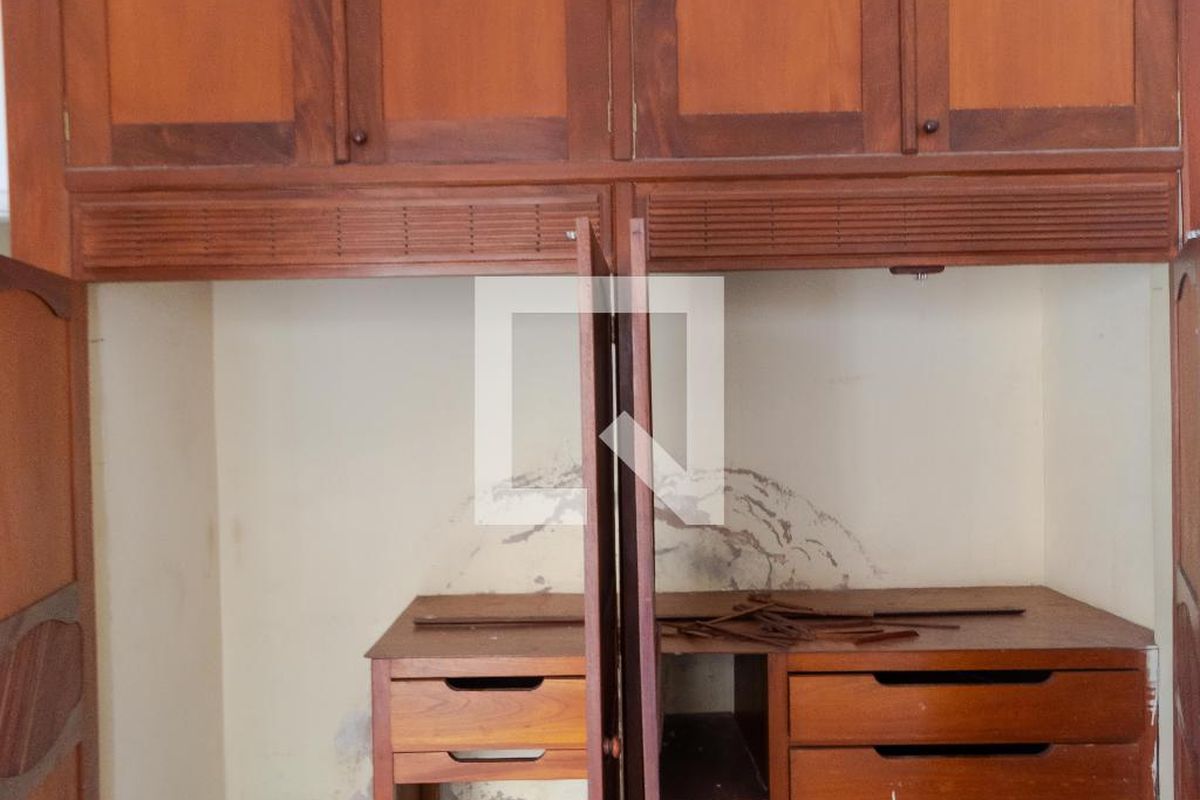 Casa à Venda - Centro, 3 Quartos,  300 m2 em , Campinas - sp | SoloBR