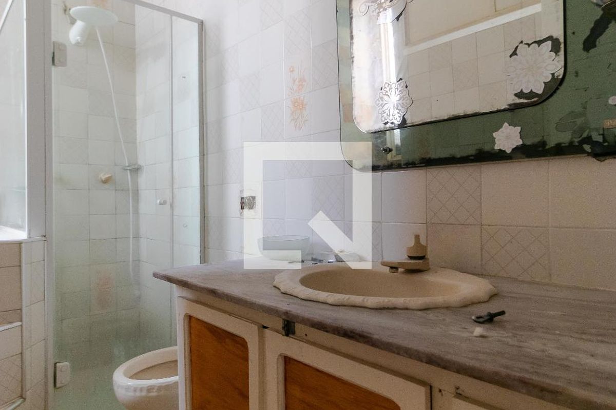 Casa à Venda - Centro, 3 Quartos,  300 m2 em , Campinas - sp | SoloBR