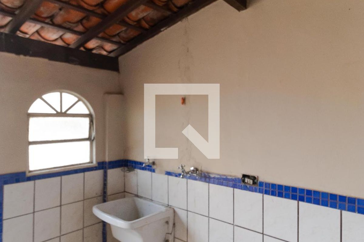 Casa à Venda - Centro, 3 Quartos,  300 m2 em , Campinas - sp | SoloBR