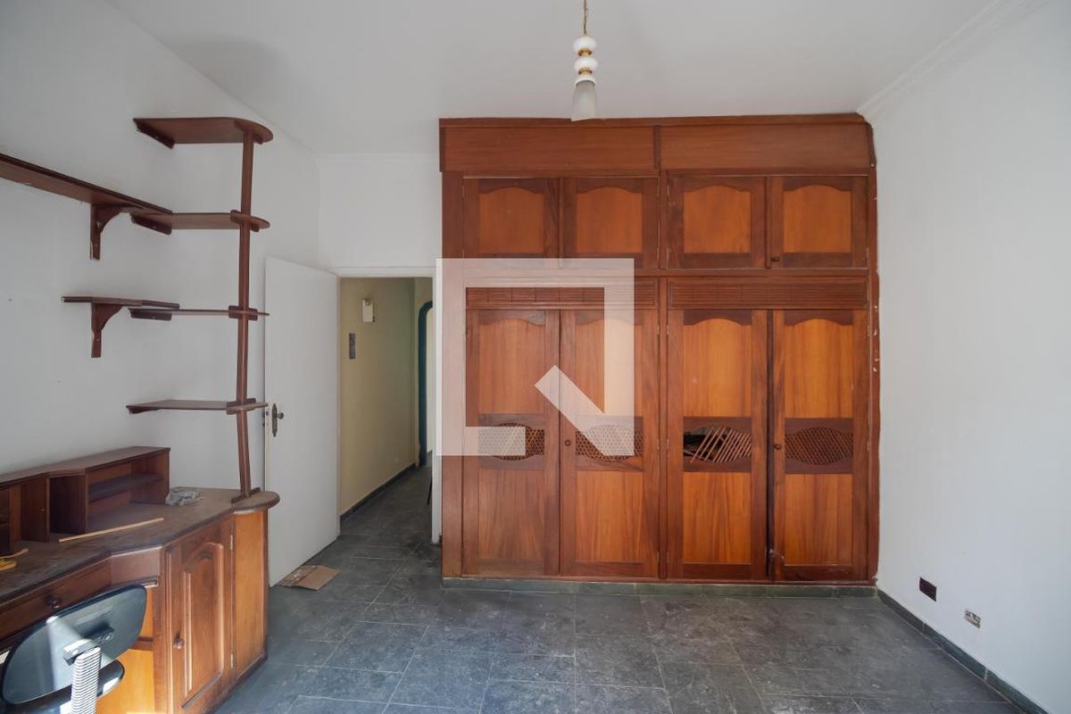 Casa à Venda - Centro, 3 Quartos,  300 m2 em , Campinas - sp | SoloBR