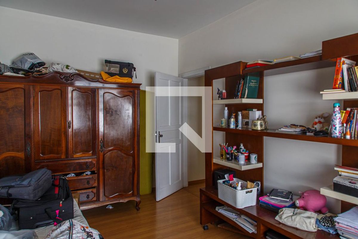 Casa, 3 quartos, 240 m² - Foto 30