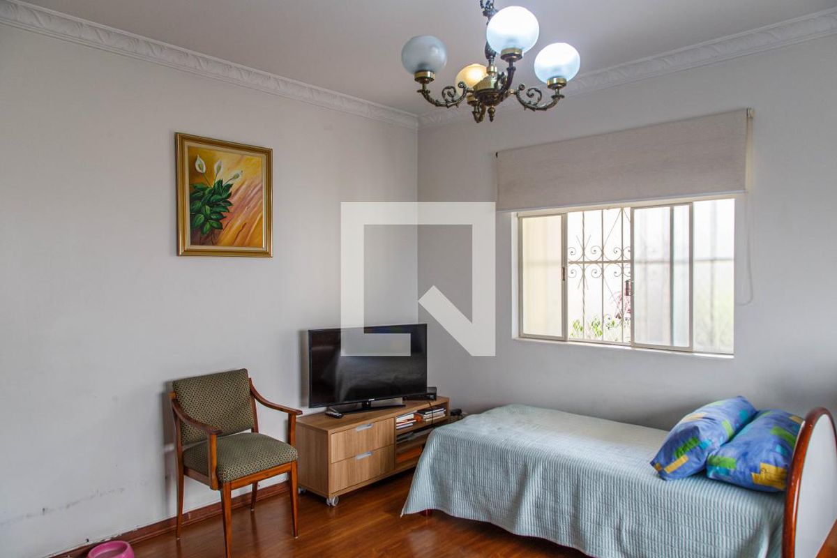 Casa, 3 quartos, 240 m² - Foto 8