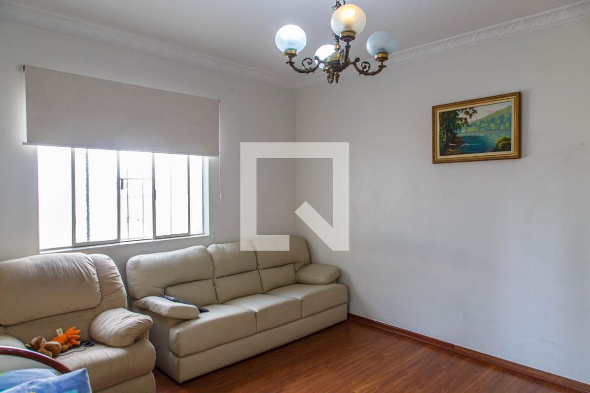 Casa, 3 quartos, 240 m² - Foto 4