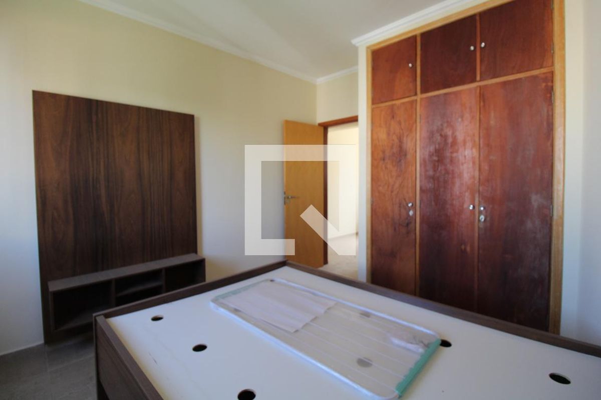 Apartamento à Venda - Centro, 2 Quartos,  80 m2 em , Campinas - sp | SoloBR