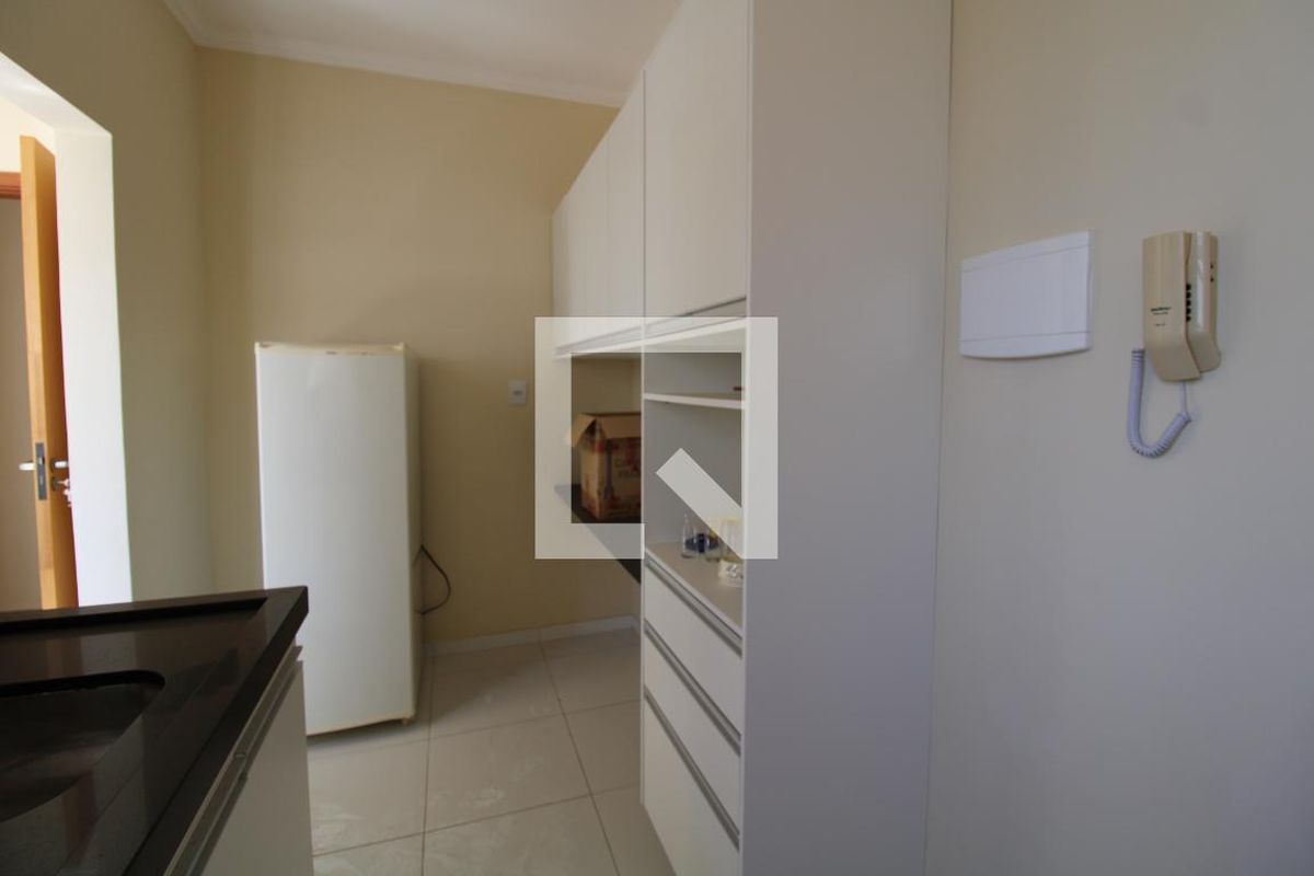 Apartamento à Venda - Centro, 2 Quartos,  80 m2 em , Campinas - sp | SoloBR