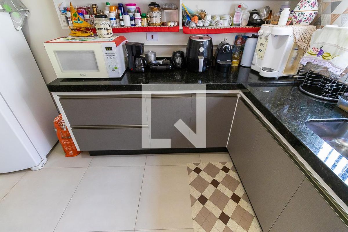 Casa à Venda - Bosque, 3 Quartos,  224 m2 em , Campinas - sp | SoloBR