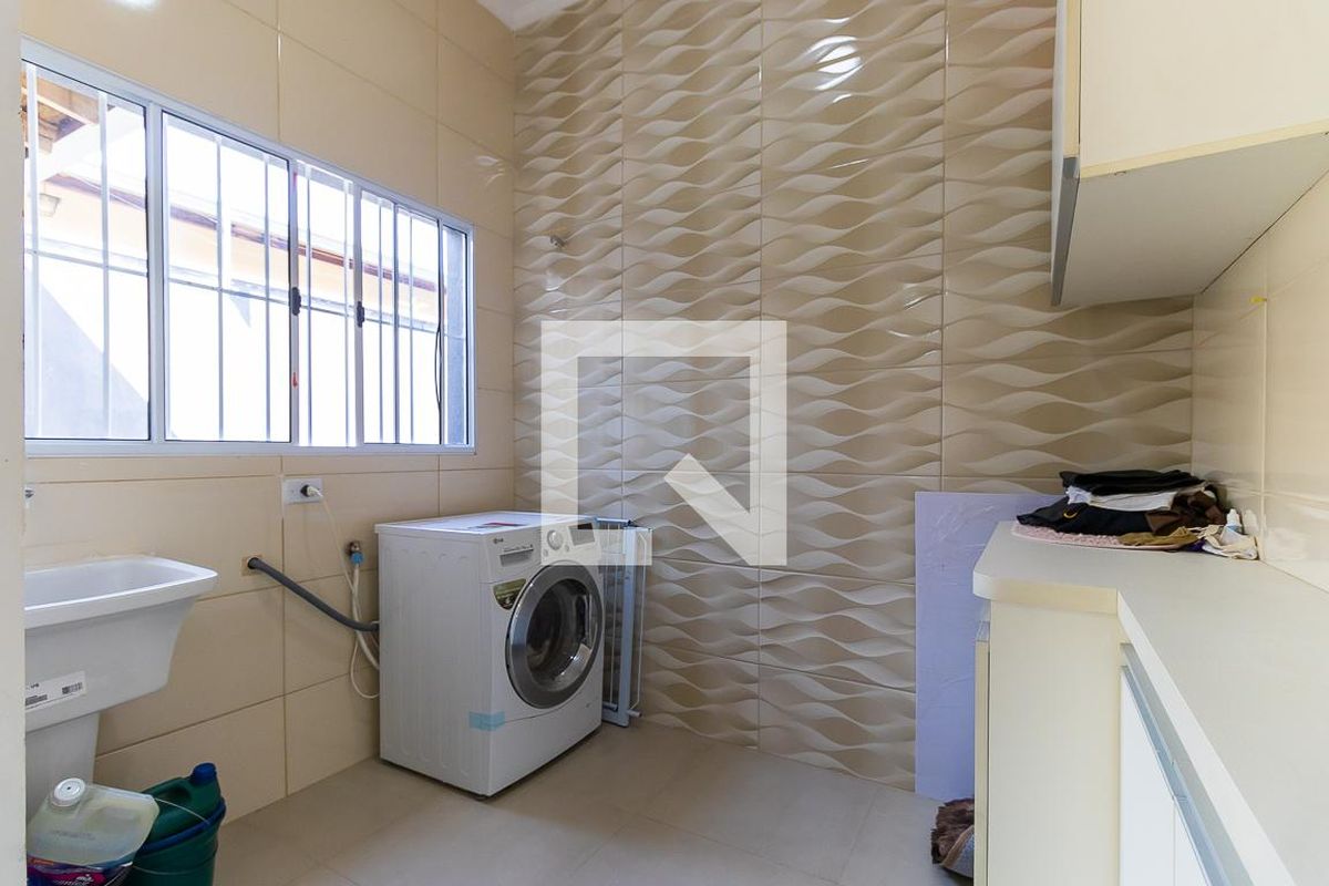Casa à Venda - Bosque, 3 Quartos,  224 m2 em , Campinas - sp | SoloBR
