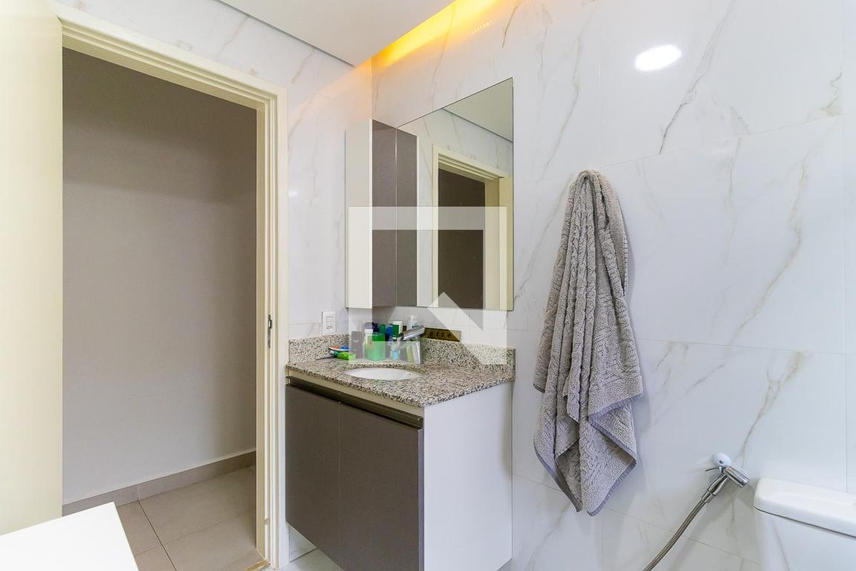 Casa à Venda - Bosque, 3 Quartos,  224 m2 em , Campinas - sp | SoloBR