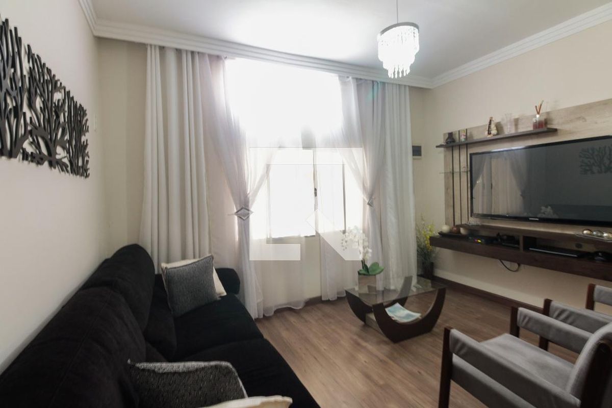Casa, 3 quartos, 200 m² - Foto 2