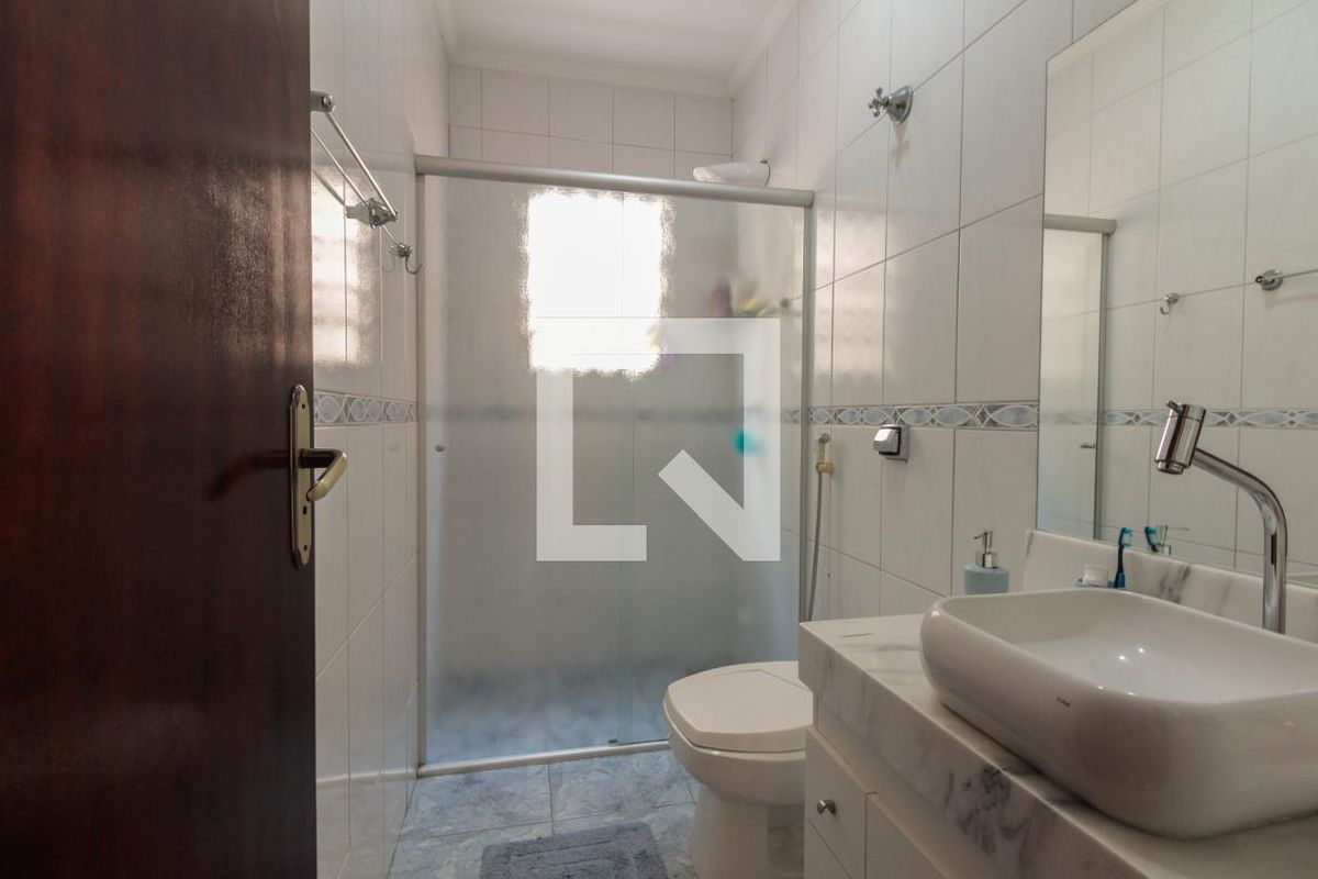 Casa, 3 quartos, 200 m² - Foto 37