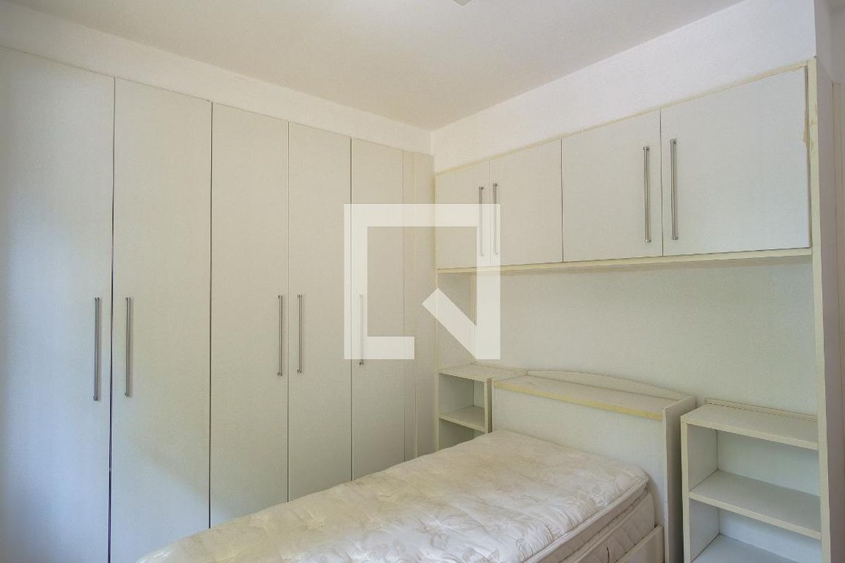 Casa, 4 quartos, 250 m² - Foto 18