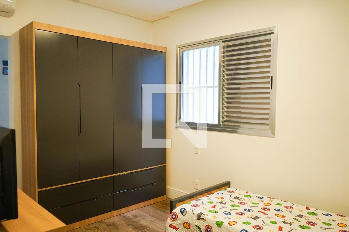 Casa, 3 quartos, 265 m² - Foto 46