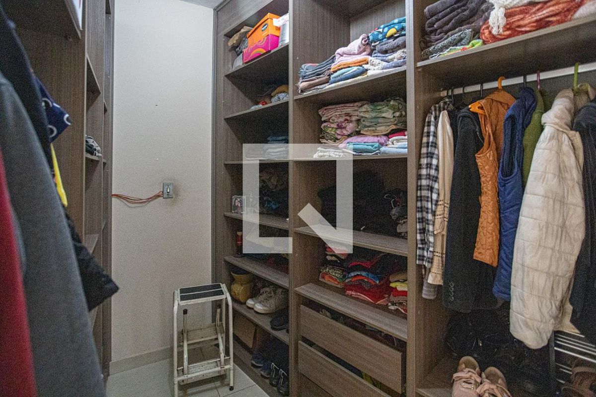 Casa, 3 quartos, 200 m² - Foto 30