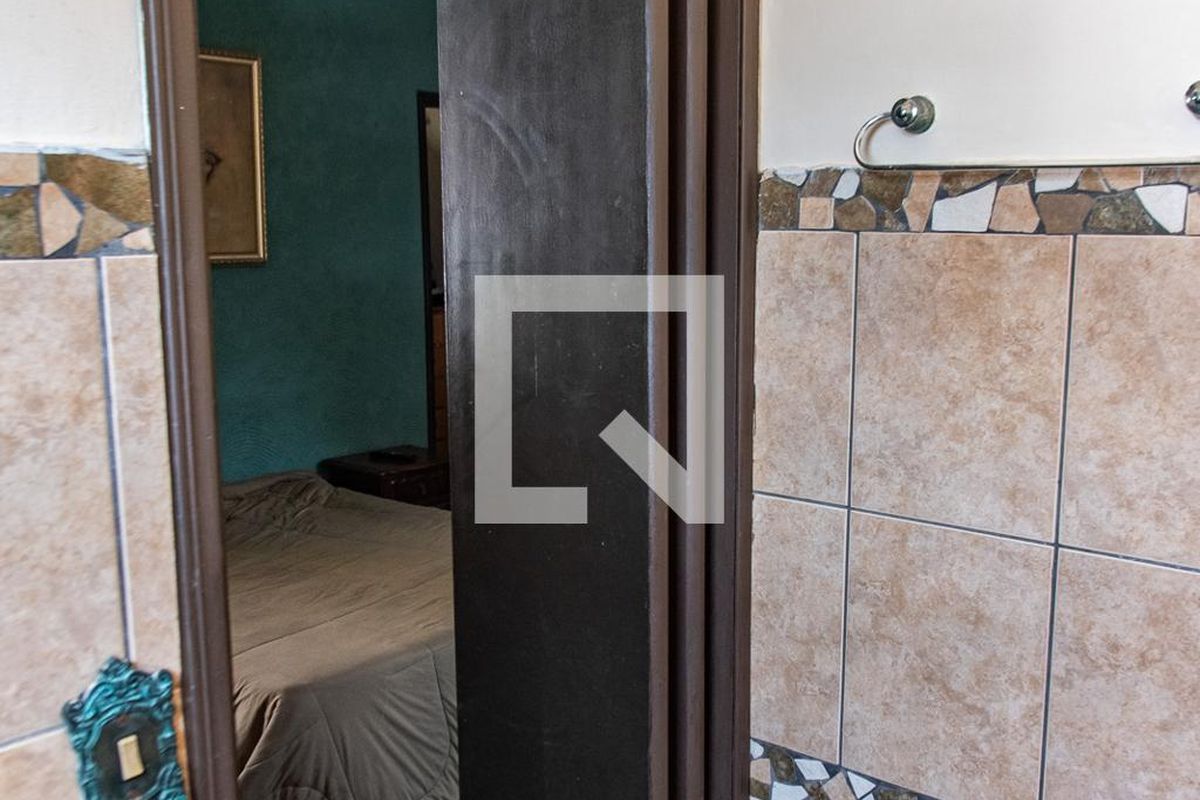 Casa, 3 quartos, 300 m² - Foto 35