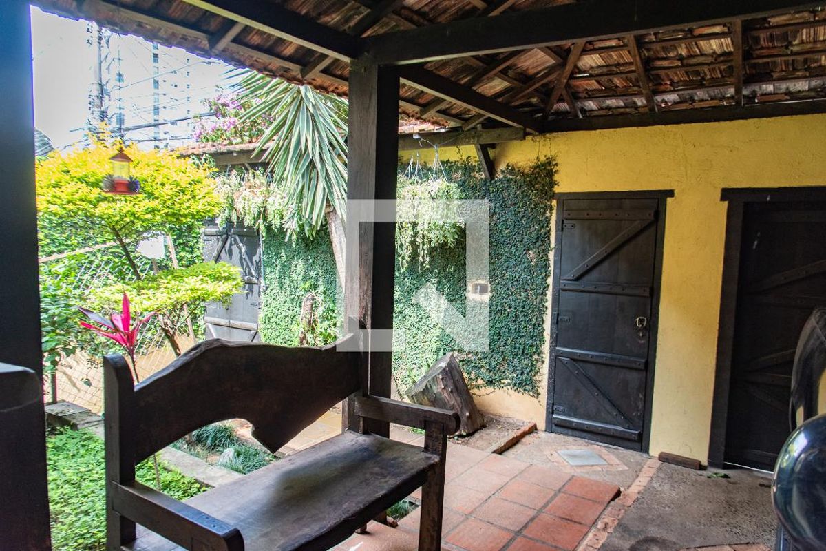 Casa, 3 quartos, 300 m² - Foto 73