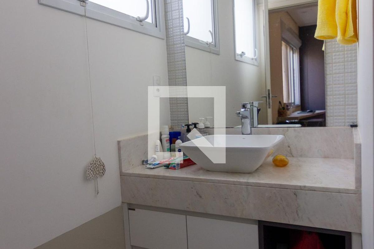 Casa à Venda - Swiss Park, 5 Quartos,  412 m2 em , Campinas - sp | SoloBR