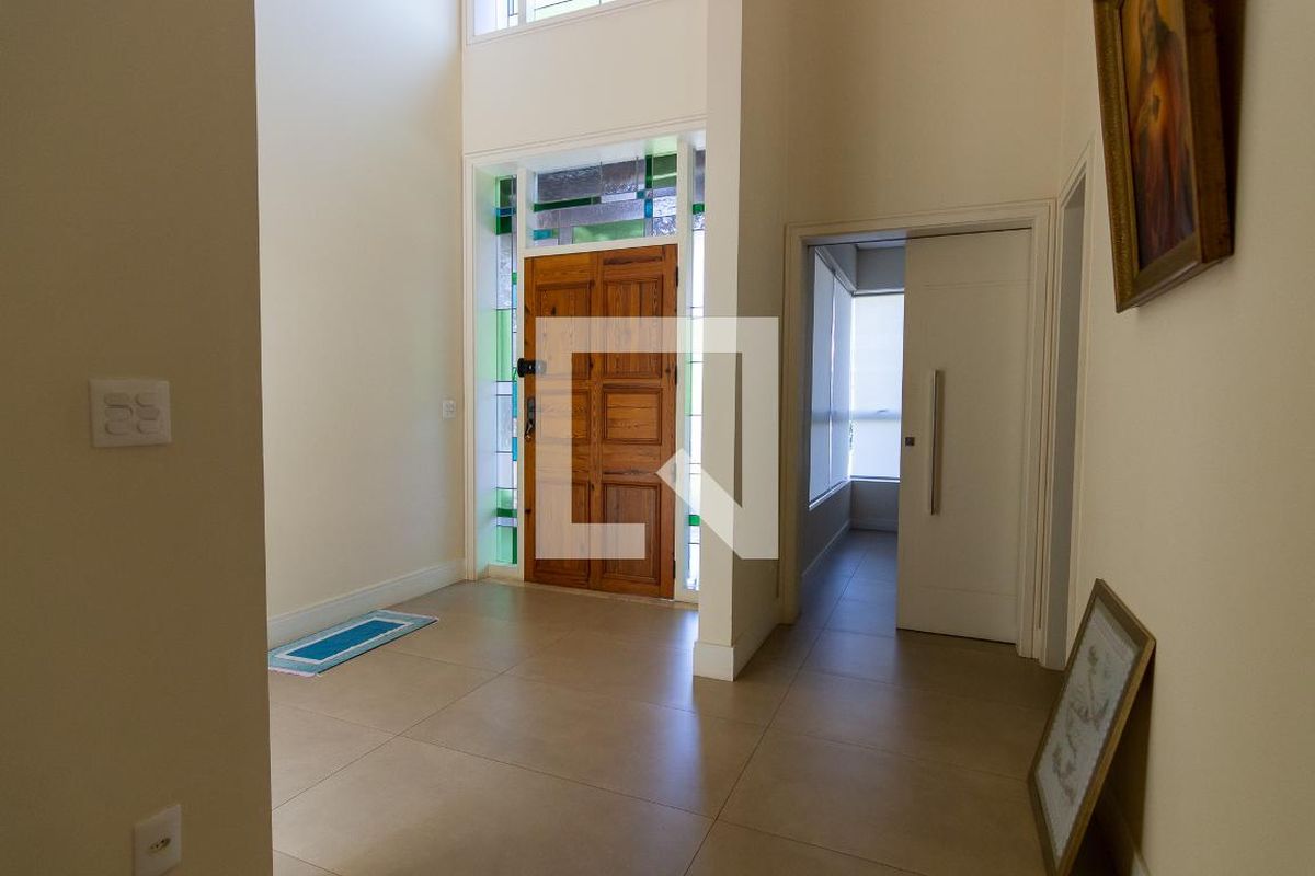 Casa à Venda - Swiss Park, 5 Quartos,  412 m2 em , Campinas - sp | SoloBR