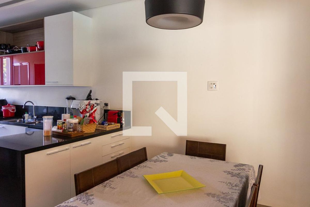 Casa à Venda - Swiss Park, 5 Quartos,  412 m2 em , Campinas - sp | SoloBR
