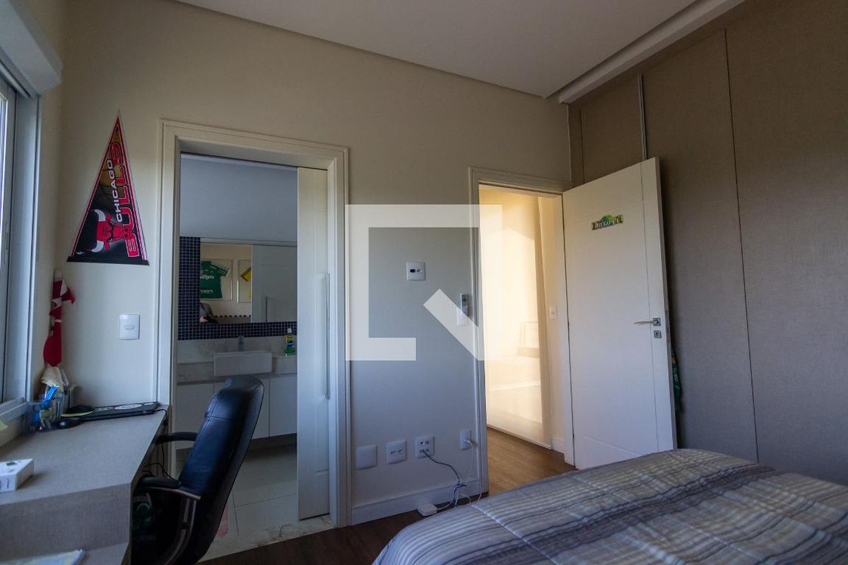 Casa à Venda - Swiss Park, 5 Quartos,  412 m2 em , Campinas - sp | SoloBR
