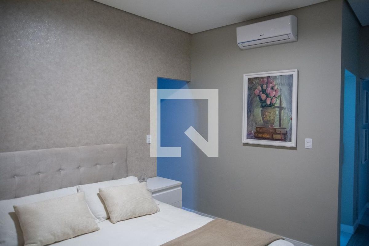 Casa à Venda - Swiss Park, 2 Quartos,  190 m2 em , Campinas - sp | SoloBR