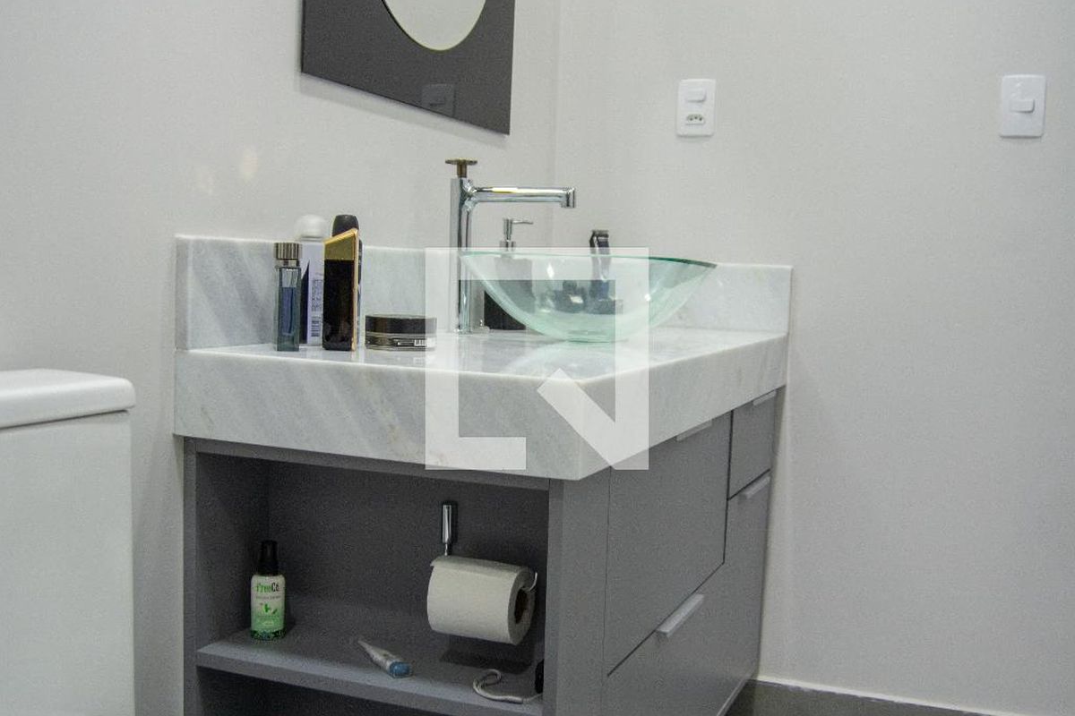 Casa à Venda - Swiss Park, 2 Quartos,  190 m2 em , Campinas - sp | SoloBR