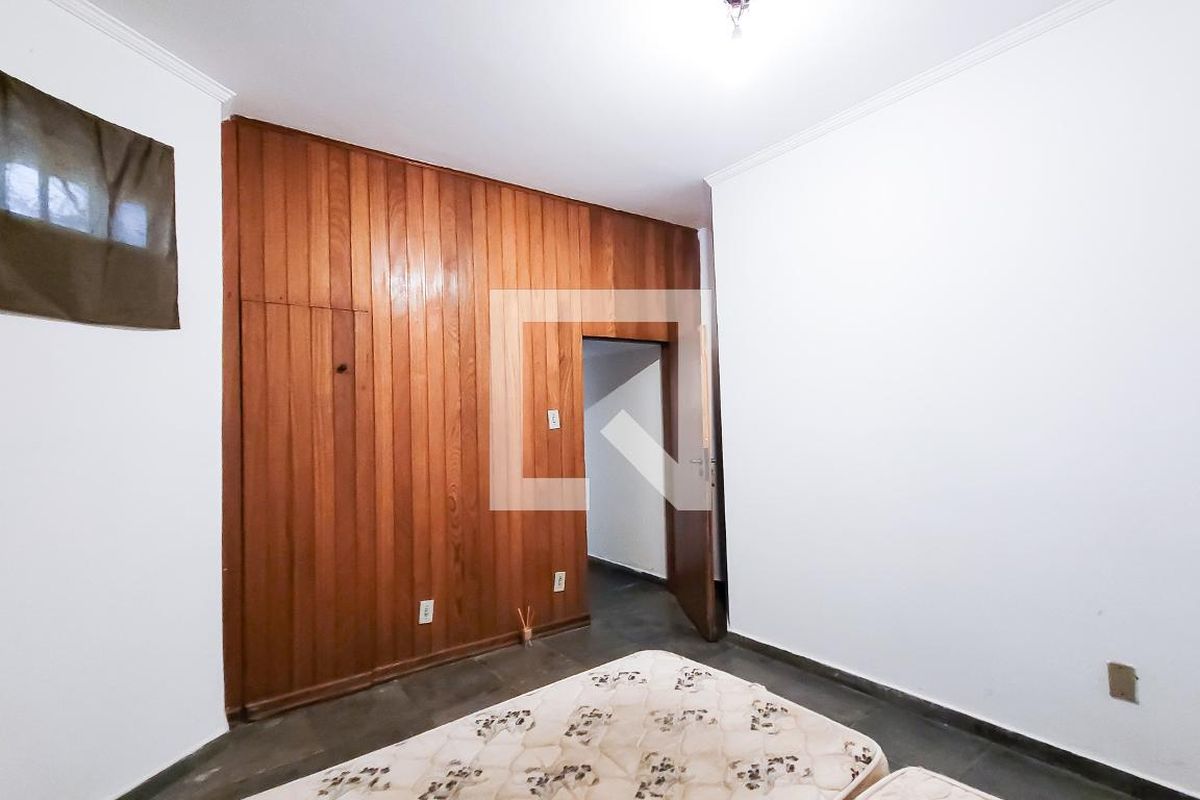 Casa à Venda - Jardim Flamboyant, 4 Quartos,  498 m2 em , Campinas - sp | SoloBR