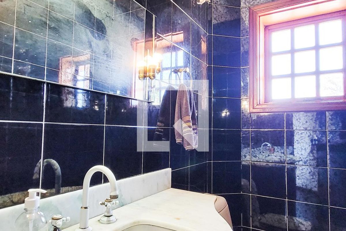 Casa à Venda - Jardim Flamboyant, 4 Quartos,  498 m2 em , Campinas - sp | SoloBR