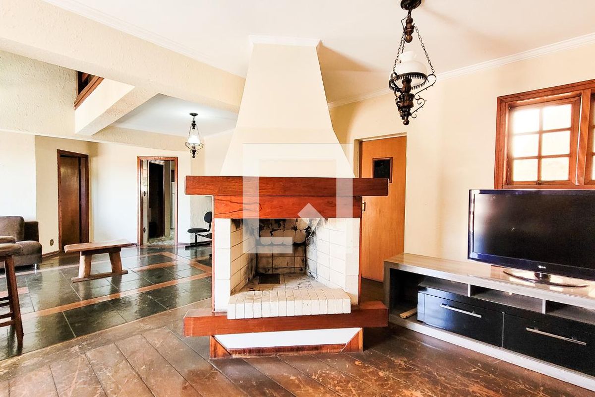 Casa à Venda - Jardim Flamboyant, 4 Quartos,  498 m2 em , Campinas - sp | SoloBR