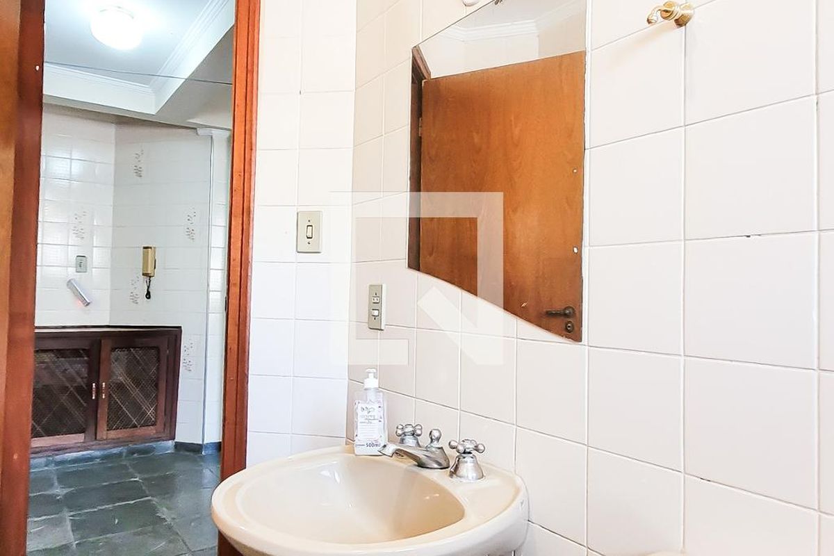 Casa à Venda - Jardim Flamboyant, 4 Quartos,  498 m2 em , Campinas - sp | SoloBR