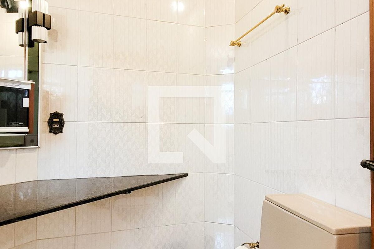 Casa à Venda - Jardim Flamboyant, 4 Quartos,  498 m2 em , Campinas - sp | SoloBR