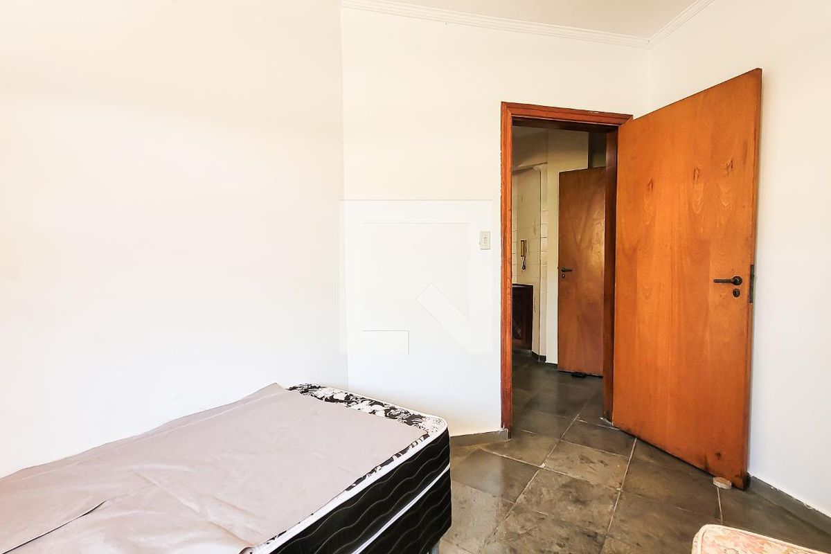 Casa à Venda - Jardim Flamboyant, 4 Quartos,  498 m2 em , Campinas - sp | SoloBR