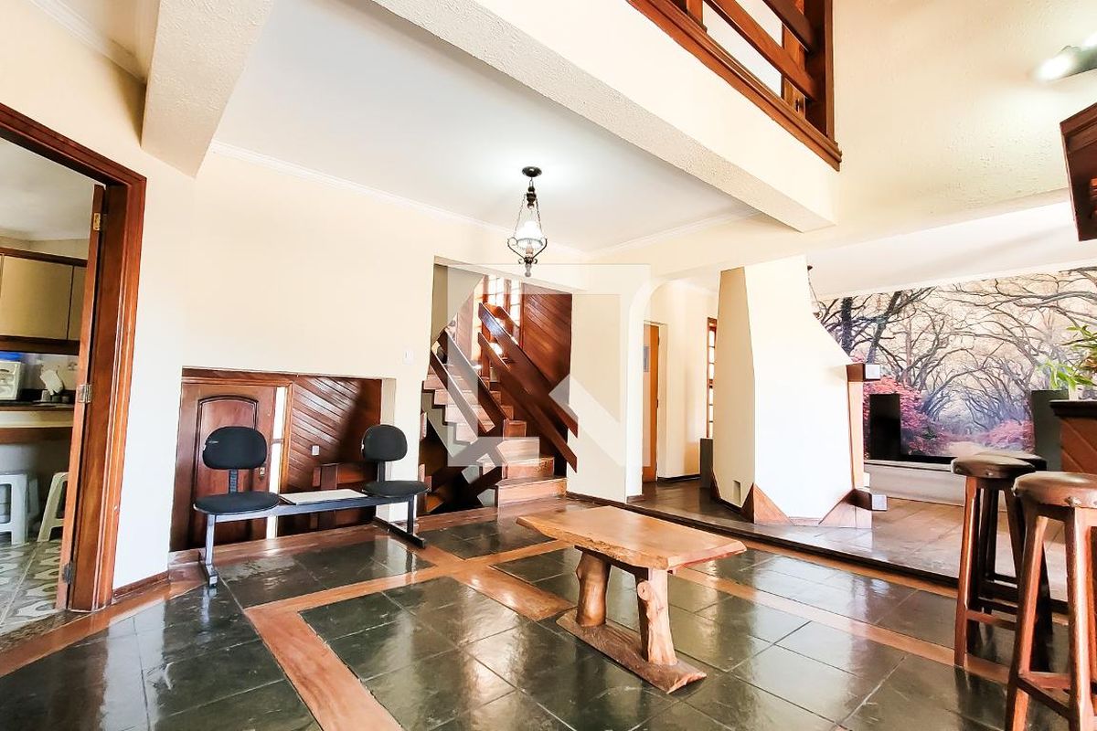 Casa à Venda - Jardim Flamboyant, 4 Quartos,  498 m2 em , Campinas - sp | SoloBR