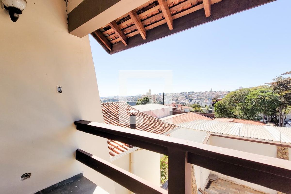 Casa à Venda - Jardim Flamboyant, 4 Quartos,  498 m2 em , Campinas - sp | SoloBR