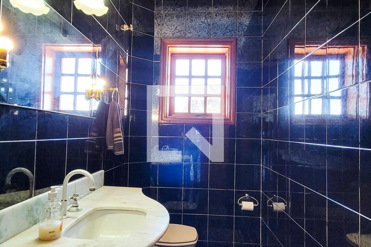 Casa à Venda - Jardim Flamboyant, 4 Quartos,  498 m2 em , Campinas - sp | SoloBR