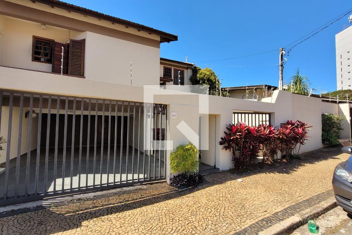 Casa à Venda - Jardim Flamboyant, 4 Quartos,  498 m2 em , Campinas - sp | SoloBR