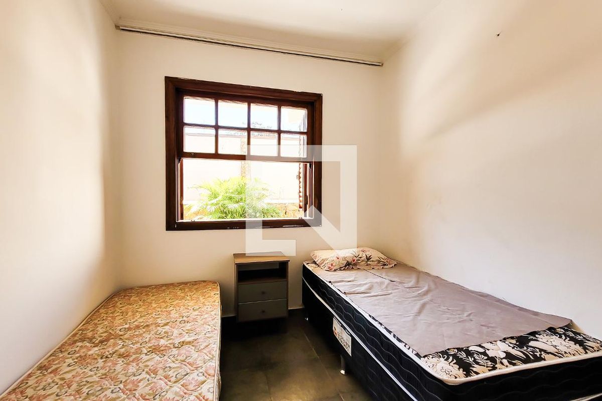 Casa à Venda - Jardim Flamboyant, 4 Quartos,  498 m2 em , Campinas - sp | SoloBR