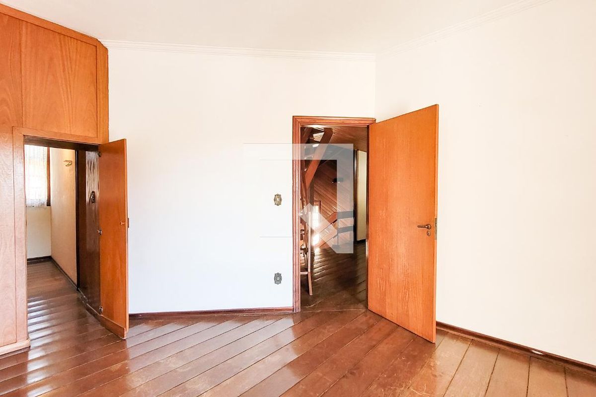 Casa à Venda - Jardim Flamboyant, 4 Quartos,  498 m2 em , Campinas - sp | SoloBR