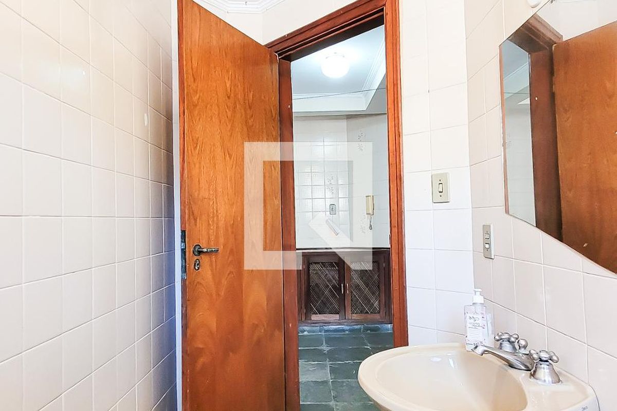Casa à Venda - Jardim Flamboyant, 4 Quartos,  498 m2 em , Campinas - sp | SoloBR