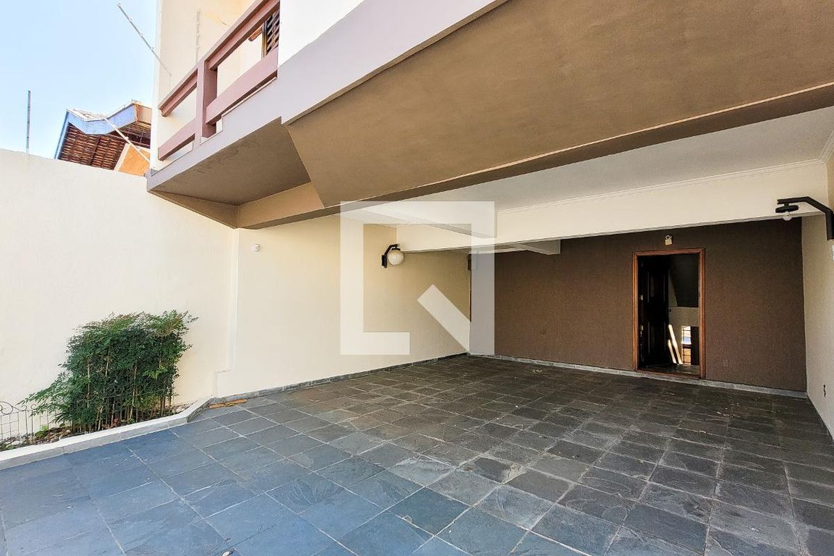 Casa à Venda - Jardim Flamboyant, 4 Quartos,  498 m2 em , Campinas - sp | SoloBR