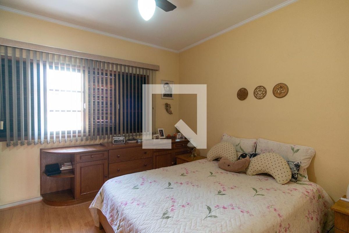 Casa, 3 quartos, 230 m² - Foto 23