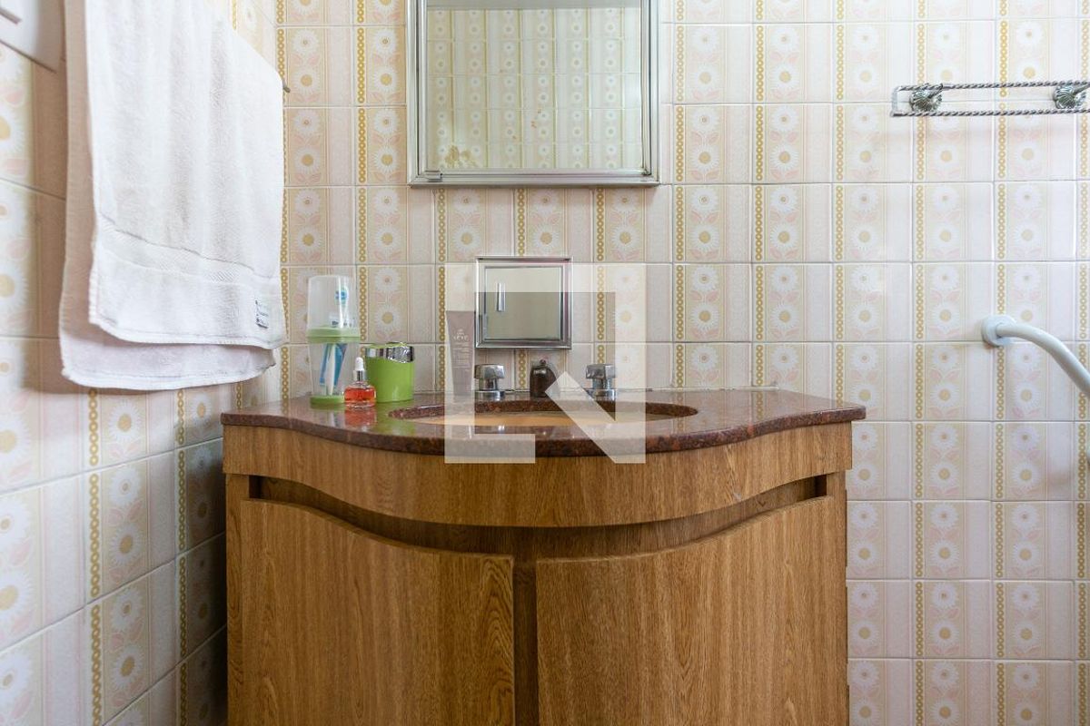 Casa, 3 quartos, 230 m² - Foto 37