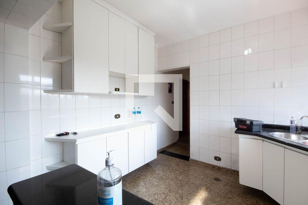 Casa, 3 quartos, 180 m² - Foto 76