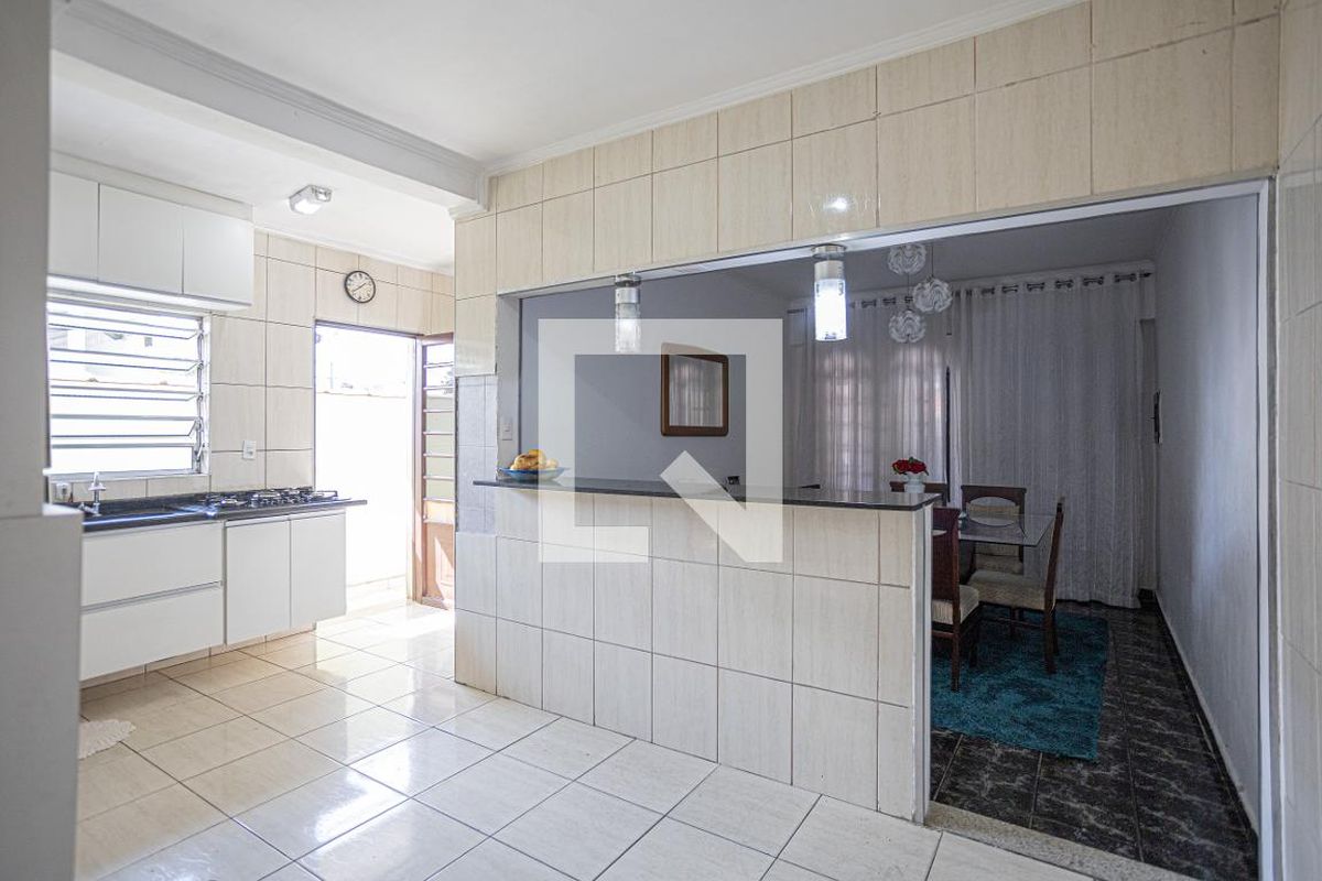 Casa, 4 quartos, 255 m² - Foto 68