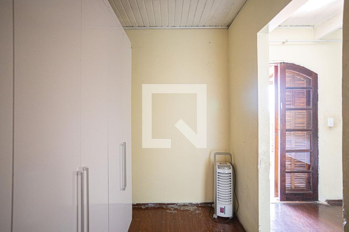Casa, 4 quartos, 255 m² - Foto 54