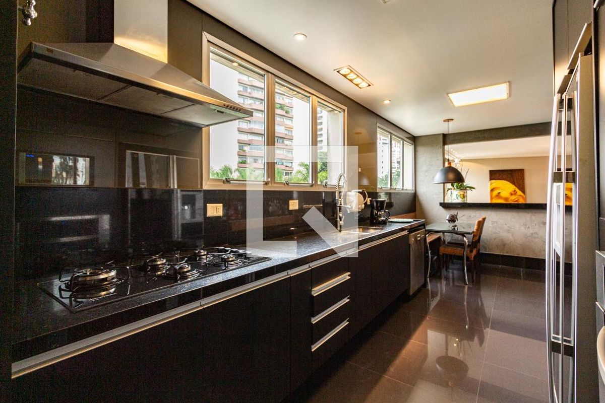 Apartamento, 4 quartos, 221 m² - Foto 114