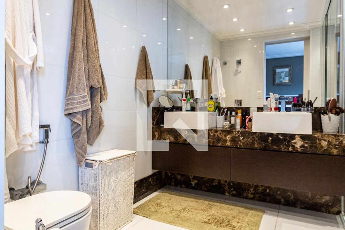 Apartamento, 4 quartos, 221 m² - Foto 46